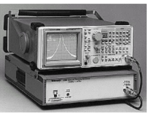 2711 - Tektronix Spectrum Analyzers