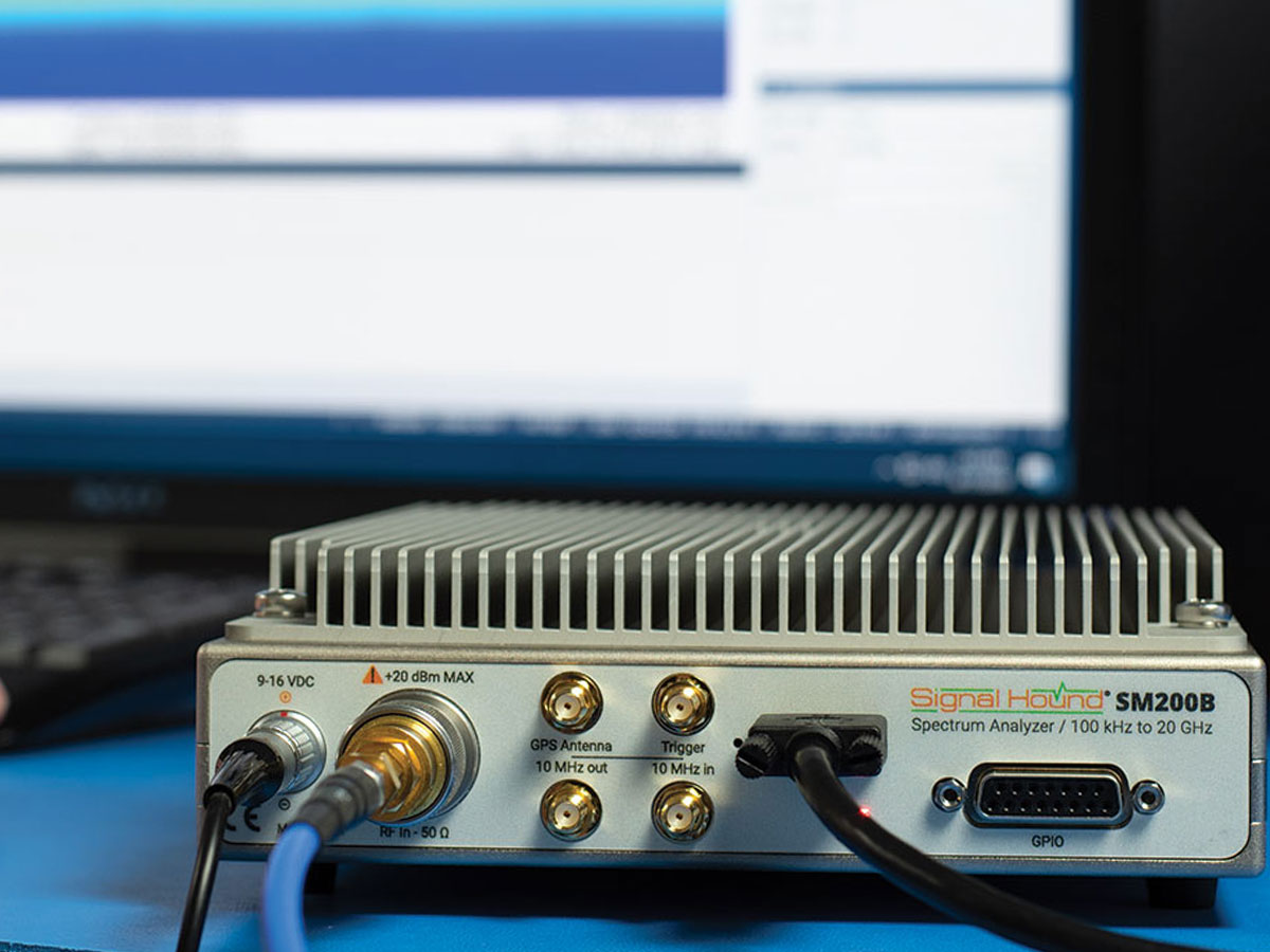 SM200B - Signal Hound Spectrum Analyzers