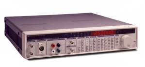 DS360 - Stanford Research Systems Function Generators