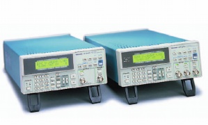 AWG320 - Tektronix Arbitrary Waveform Generators