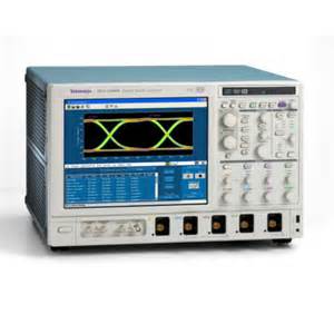 DSA73304D - Tektronix Digital Oscilloscopes