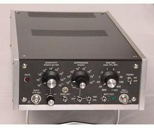 1211 - DL Instruments Current Amplifiers